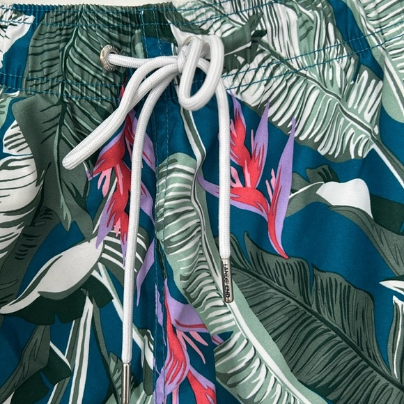 Lands End Hawaian tropical swim bathing suit size XL green swim trunks - Picture 2 of 6